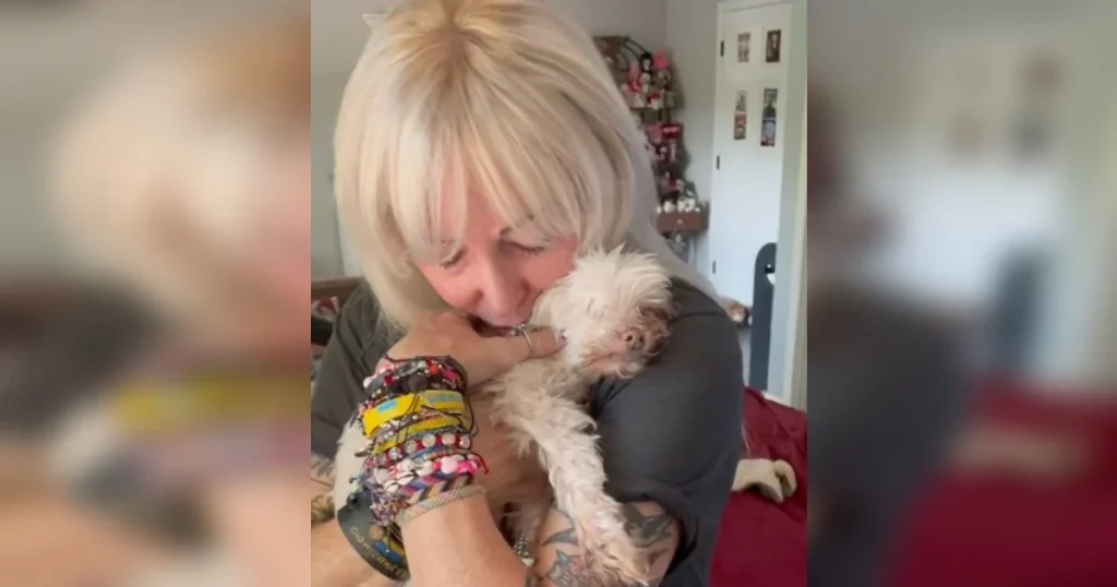 Woman slow dances with deaf and blind senior dog every day so she knows she’s loved